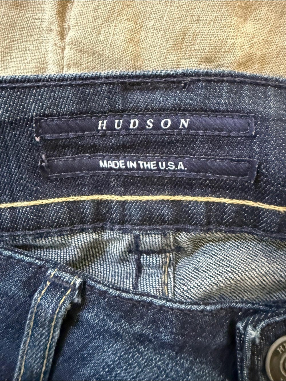 Hudson Flared Jeans – Size 28 - Picture 9 of 9